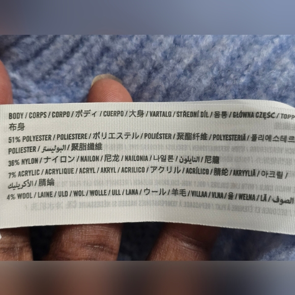 S O L D Light Blue Cable Knit Sweater size XS - Picture 9 of 14